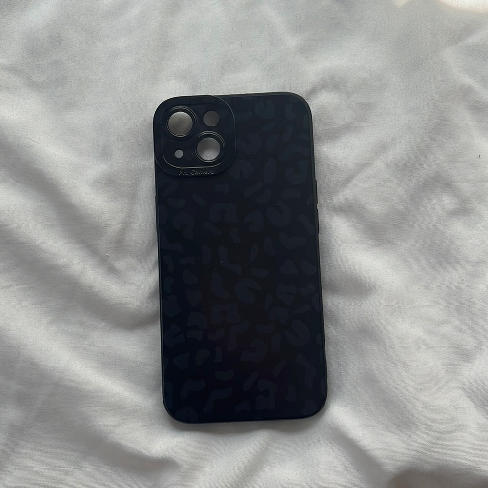 Black cheetah print iPhone 13 case